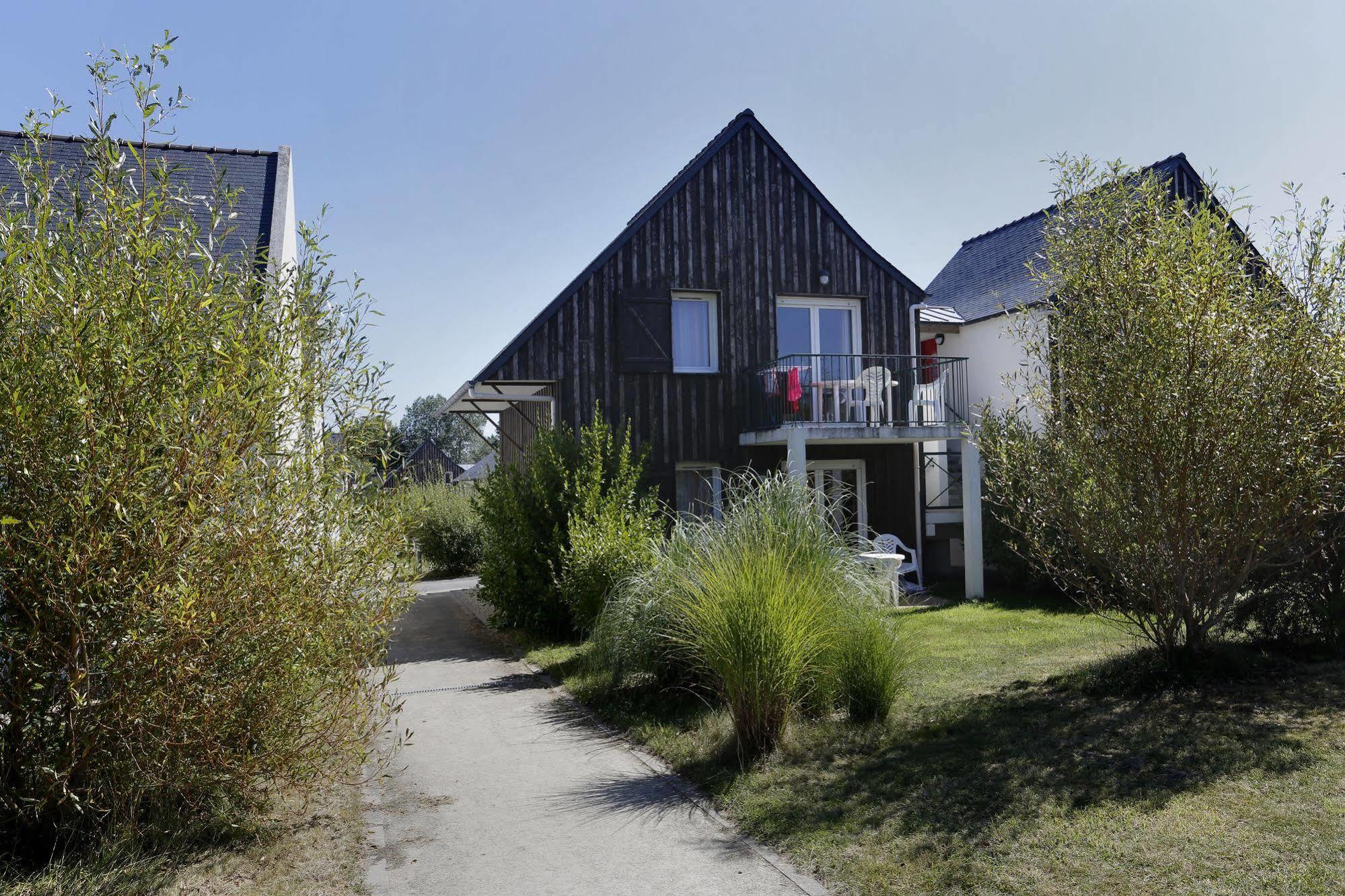 Residence Nemea Les Roches Saint-Pol-de-Léon Exterior foto